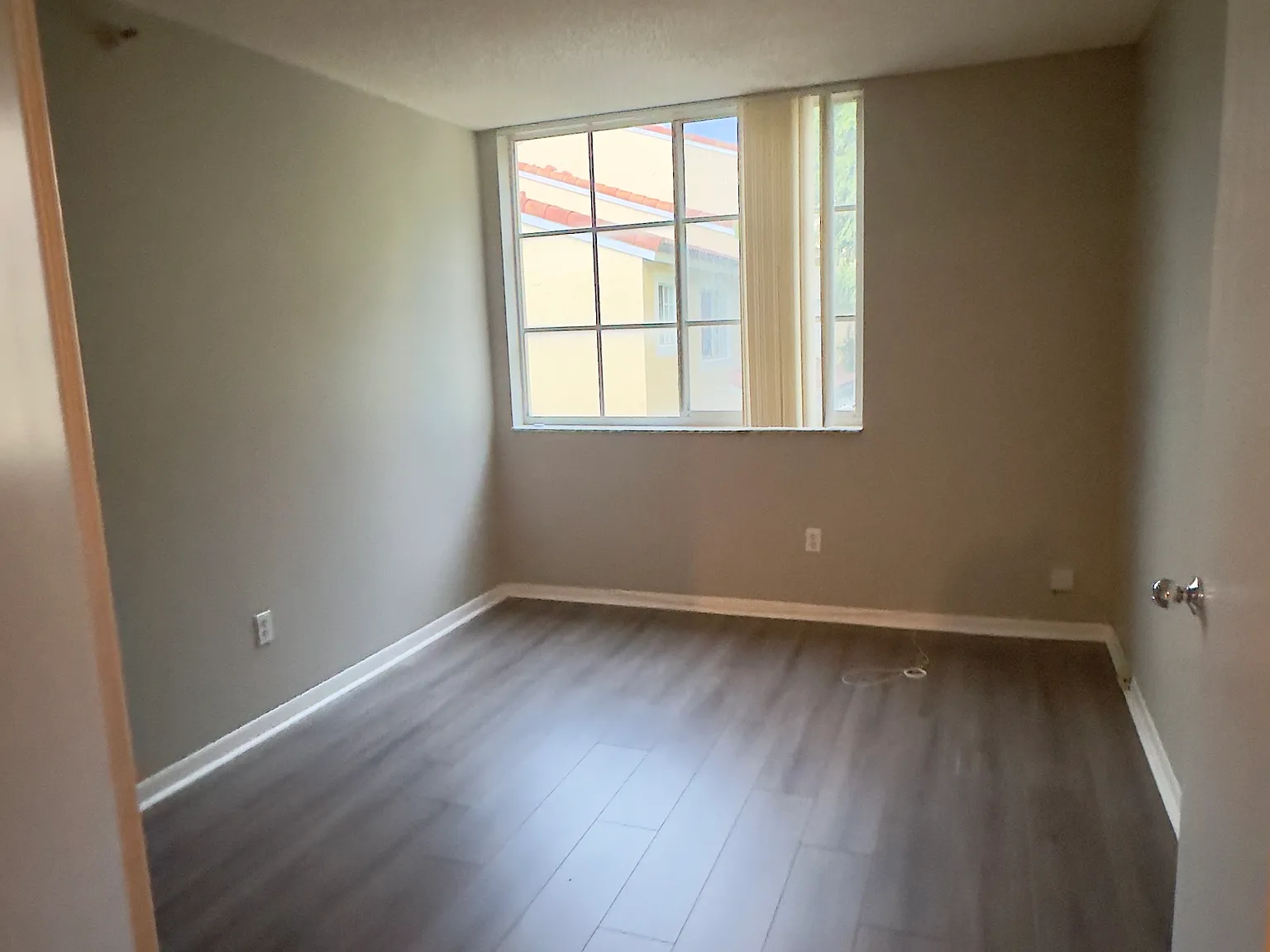 2 bed, 917 sqft, $2,800 — Photo 3