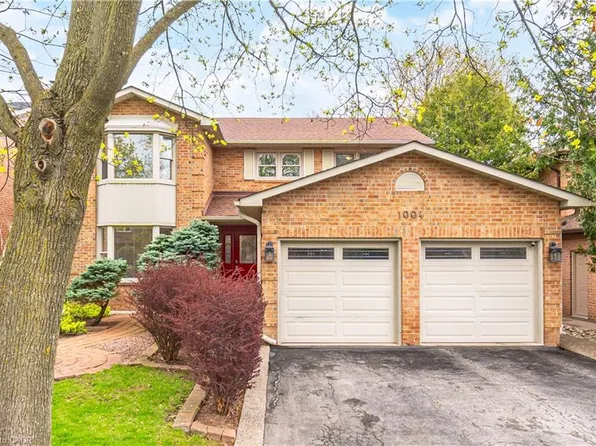 1004 Roxborough Dr, Oakville, ON L6M 1E3
