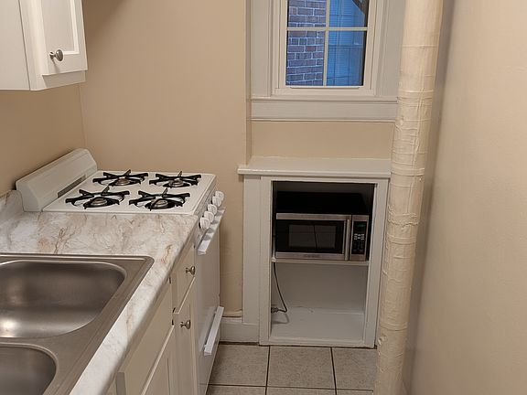 5th image of 6605 Murray Ave #0