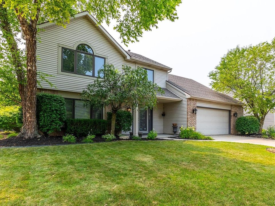 1st image of 8921 Hickory Knoll Blvd