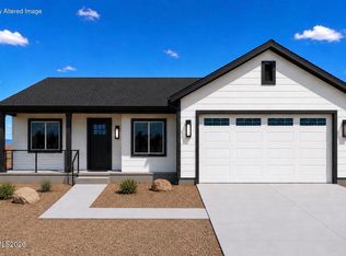 700 Emerald Ln, Battle Mountain, NV 89820