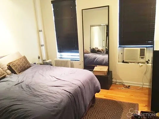 Rented by City Connections Realty | media 10