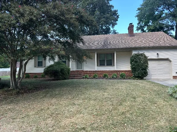 1205 Lakeford Pl, Chesapeake, VA 23322