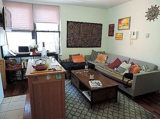 1st image of 152 Orchard St APT 3C