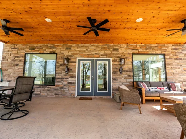 1529 Casino Rd, Nocona, TX 76255