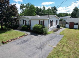 2 Hillock Cir, Nashua, NH 03062