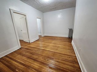 2311 Steinway St APT 2, Astoria, NY 11105