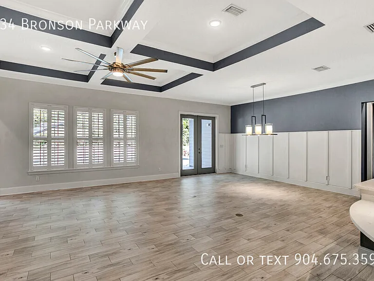434 Bronson Pkwy — Photo 8