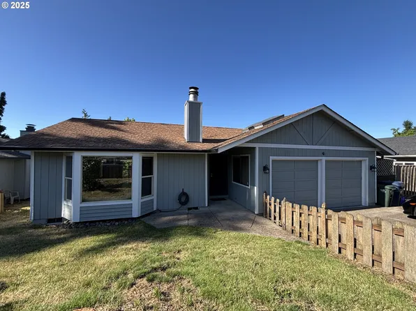 7066 Aster St, Springfield, OR 97478