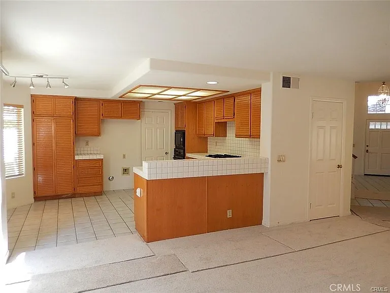 13311 Saratoga Dr — Photo 32
