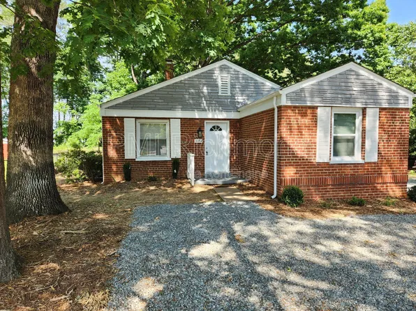 3354 Chapel Dr, Richmond, VA 23224