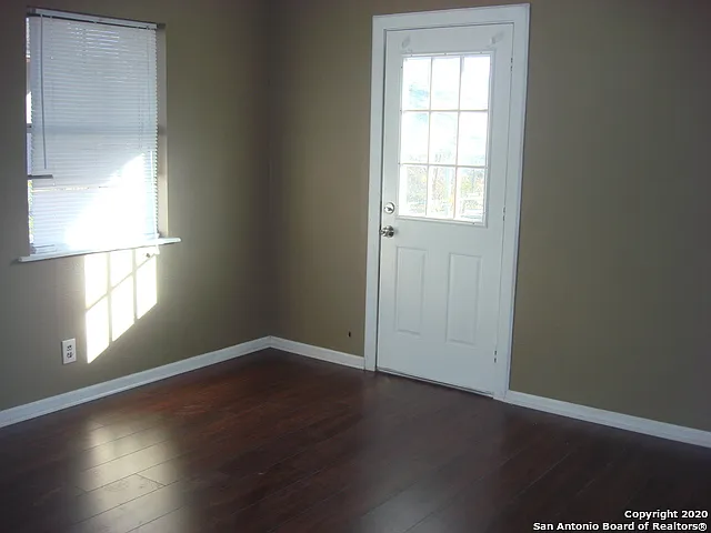814 Prado St — Photo 11