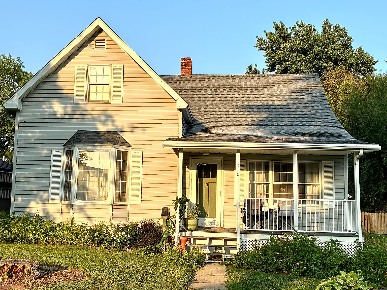 3 bed, 1792 sqft, $1,550 — Photo 1