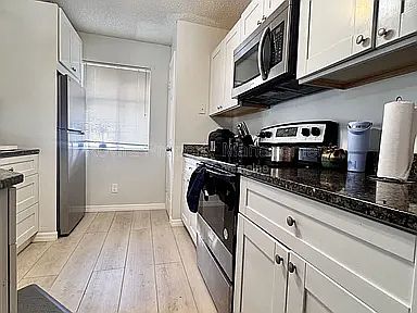 1st image of 930 Northern Dancer Way APT 204