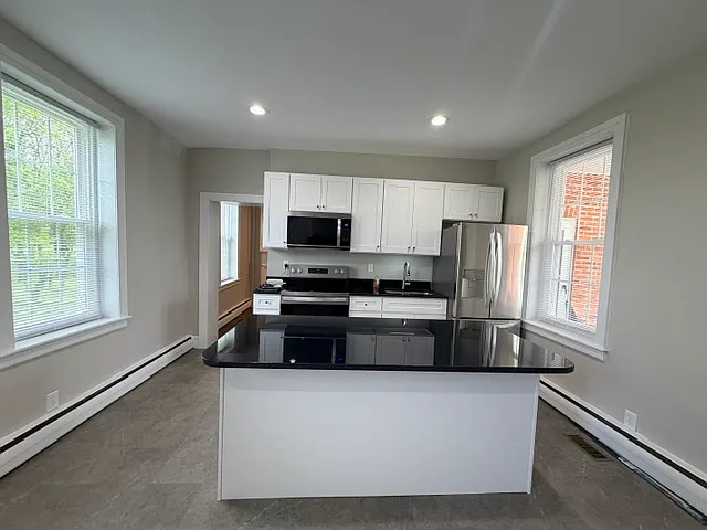 1361 Old Manchester Rd — Photo 9