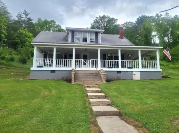 14272 Seneca Trl S, Lindside, WV 24951