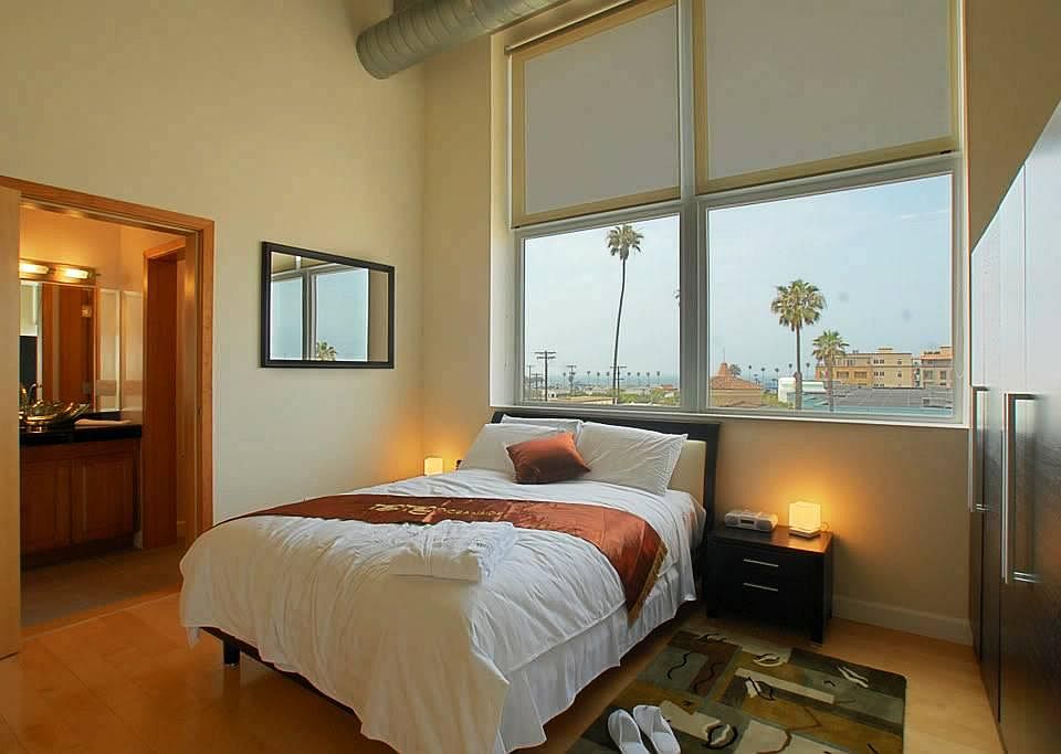 Bedroom w/Queen beds