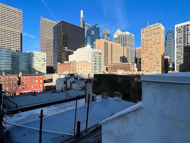 109 S 21st St #9 — Photo 11
