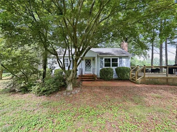 2563 Farmington Rd, Mocksville, NC 27028