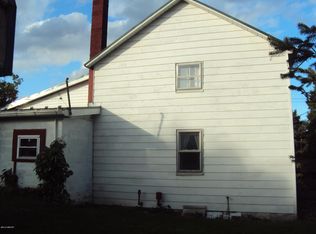 7261 Nittany Valley Dr, Mill Hall, PA 17751