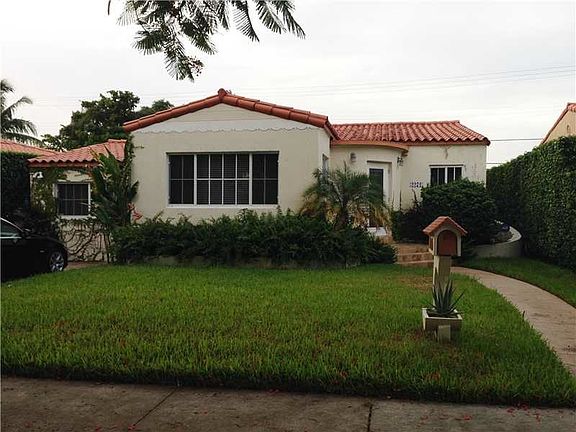 2nd image of 2271 Coral Way