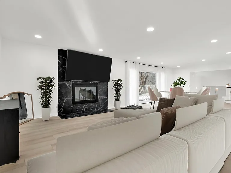 Victoria Cir N — Photo 5
