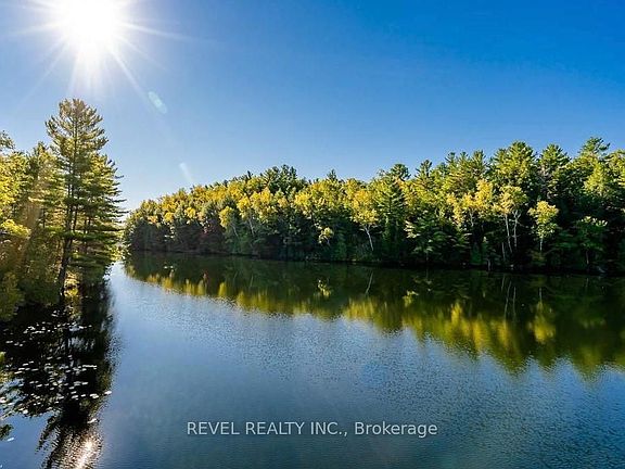 2nd image of 180 Lake Rd