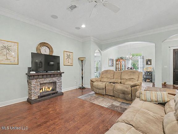 5th image of 1800 Little Bend Cv