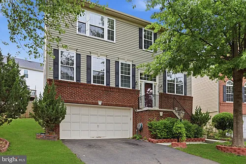 2917 Markhams Grant Dr Photo 1