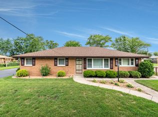 8936 W 93rd Pl, Hickory Hills, IL