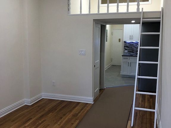 5th image of 309 W 106th St APT 5C