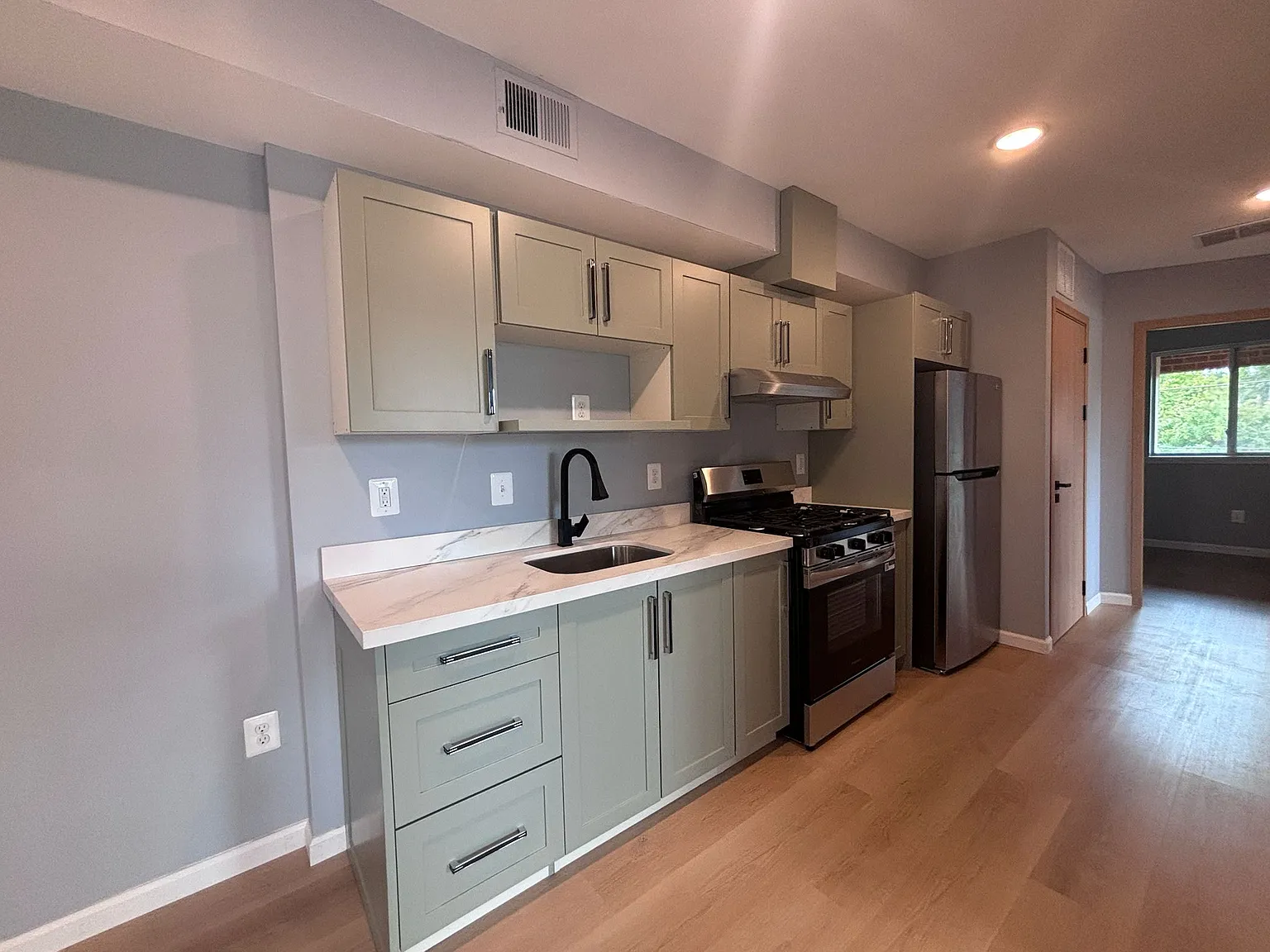 4936 Nash St NE — Photo 3