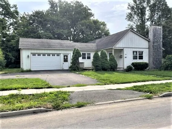 121 Maple St, Athens, PA 18810