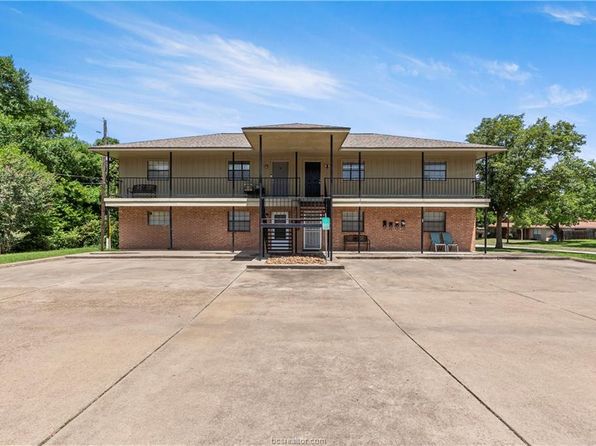 609 Wades Way #1