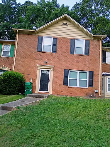 5290 Oakridge Dr Photo 1