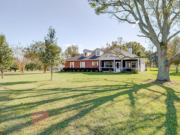 2nd image of 10532 Casanova Dr