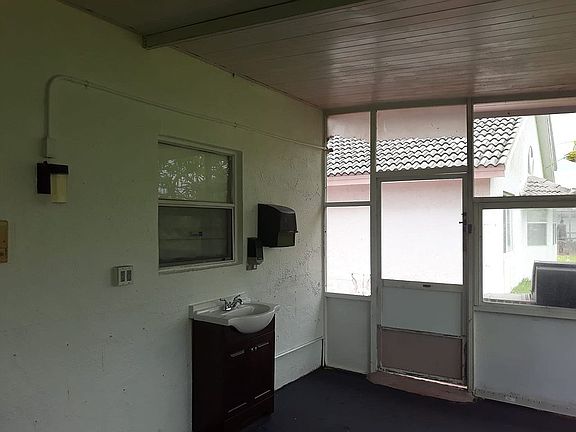 2nd image of 12134 NW 35th St