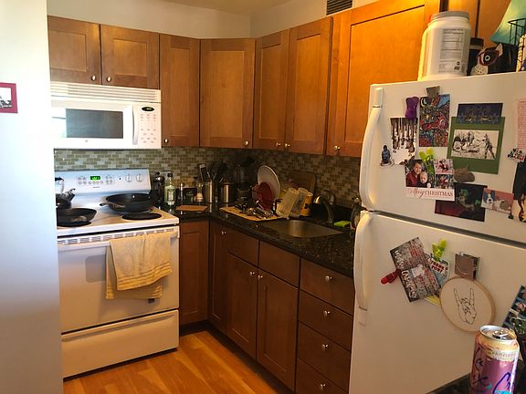 4th image of 4250 N Marine Dr APT 734