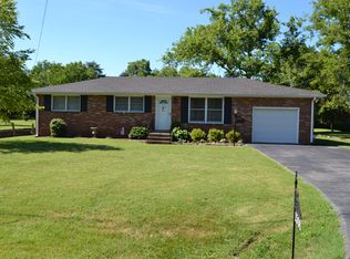 1506 Woodside Dr, Lebanon, TN 37087