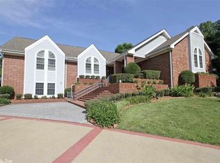 2001 Misty Dr, Benton, AR 72019