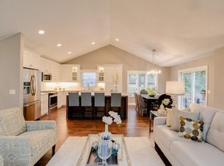 4010 Skyview Rd, Minnetonka, MN 55345