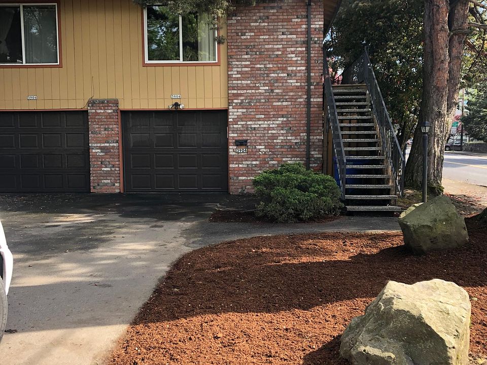 Great Woodstock Location on bus line. Recently painted exterior, off street parking in driveway plus oversized garage with automatic opener.
