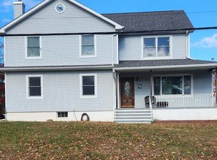 22 E Orchard St, Nanuet, NY 10954