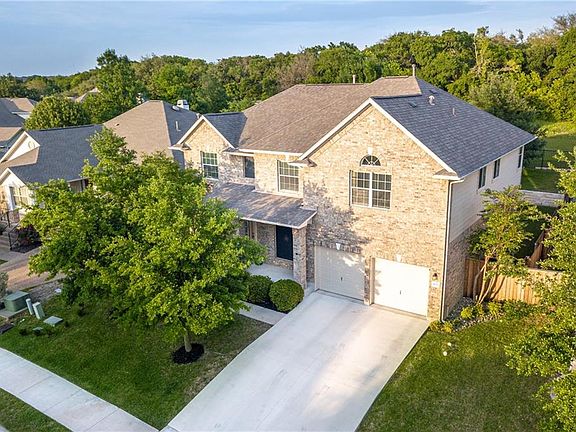 3rd image of 4217 Meadow Vista Ln