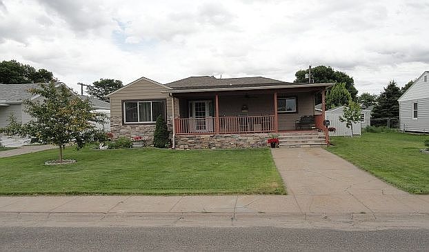 1st image of 1449 21st Ave