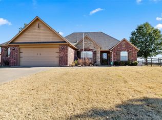 1305 S Choctaw Ave, Skiatook, OK 74070