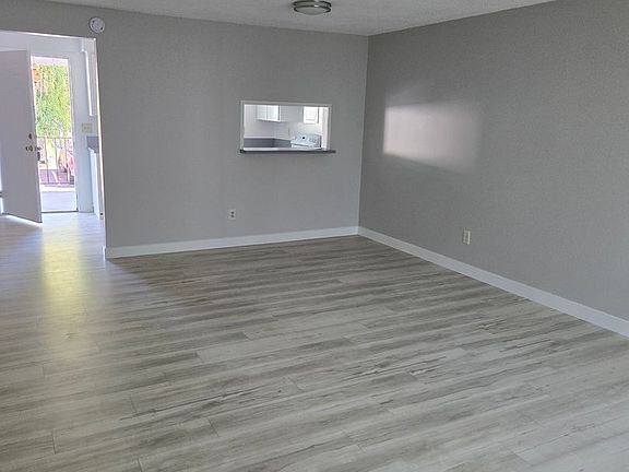 2nd image of 727 SW Drumwood Ave APT 8