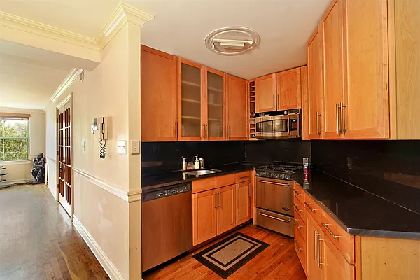 Sold by Corcoran | media 16