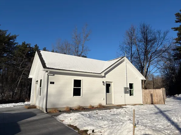 68 Acadia Rd, Gardner, MA 01440