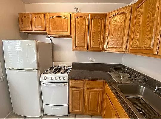 2nd image of 10910 Queens Blvd APT 6B